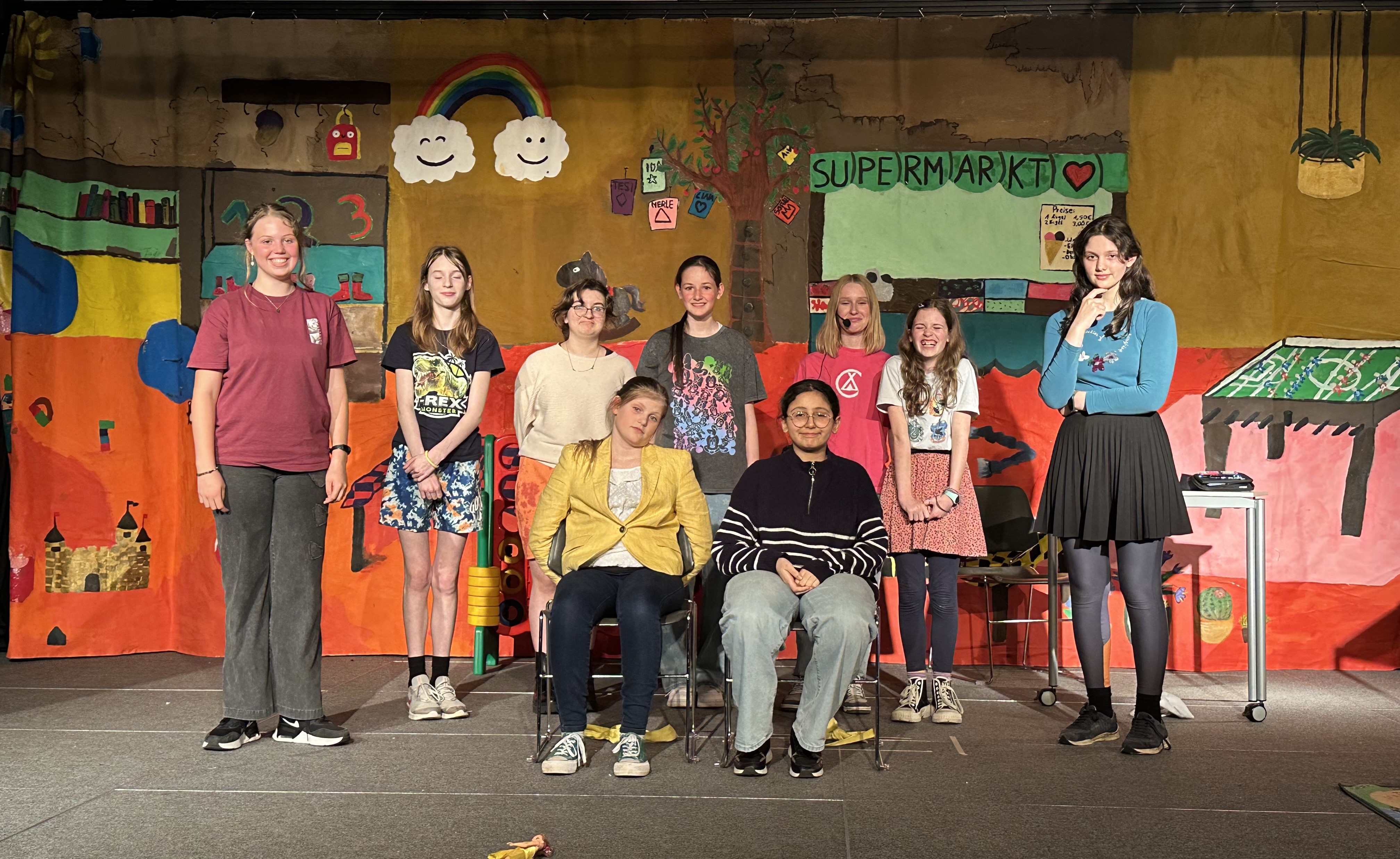 Theateraufführung im Kreativ-Profil Klasse 7